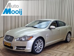 Jaguar XF - 3.0 V6 Premium Luxury EXPORT *Navigatie* Memory / Stoel+Stuur verw. / Cruise / ECC Clima /