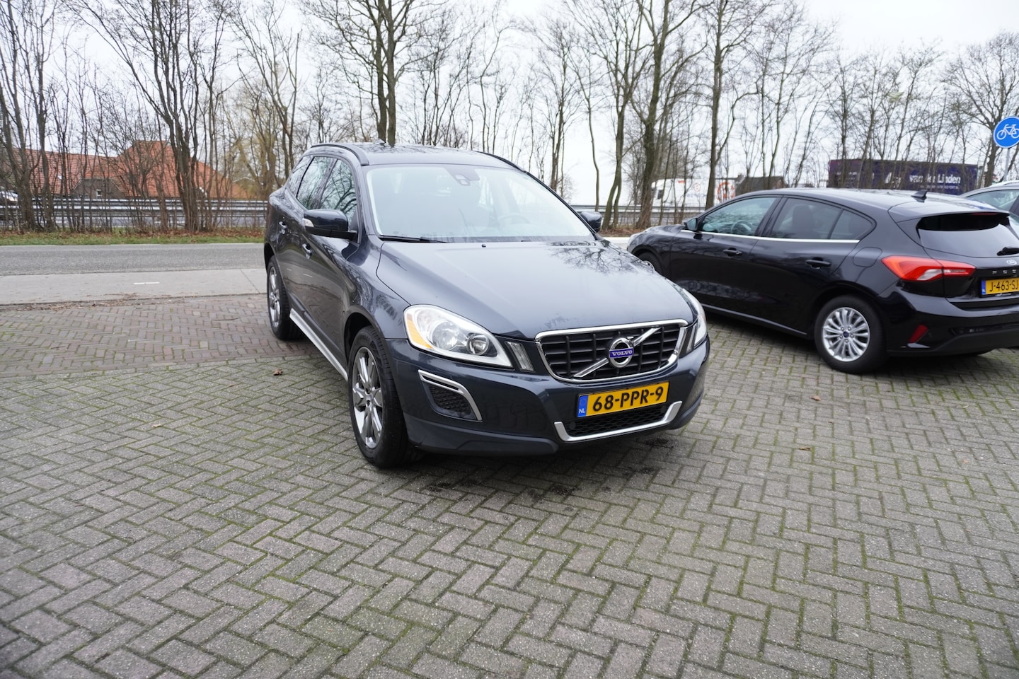 Volvo XC60 - 2.0T TREKHAAK NAVI LM VELGEN - AutoWereld.nl