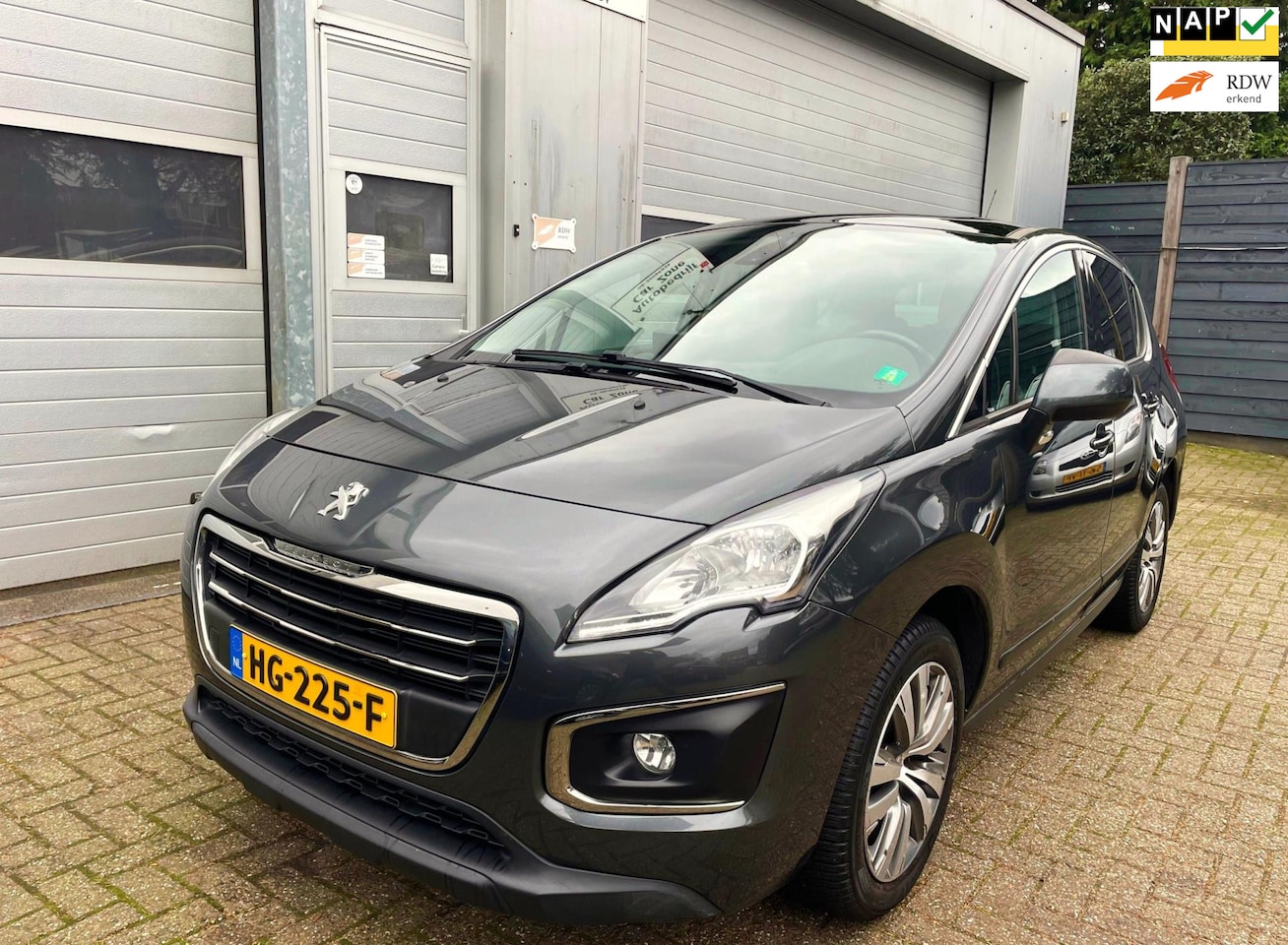 Peugeot 3008 - 1.6 THP AUT 165PK 2015-Navi-Panoram-Clima-Cruis - AutoWereld.nl