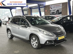 Peugeot 2008 - 1.2 VTi Allure Pack Premium Plus Trekhaak | Navi | Panoramadak | Clima | dealer ond || NAP