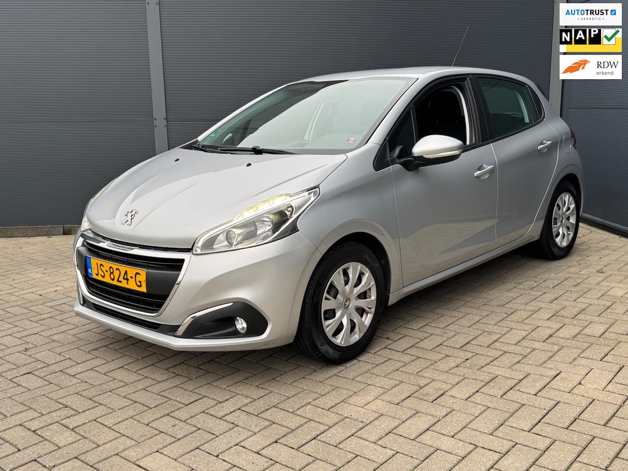 Peugeot 208 - 1.2 PureTech Led / Navi / Pdc / Nap - AutoWereld.nl