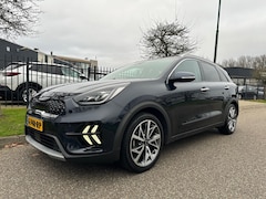 Kia Niro - 1.6 GDi Hybrid 141pk DCT6 ExecutiveLine Schuifdak Trekhaak Leder Multi Media