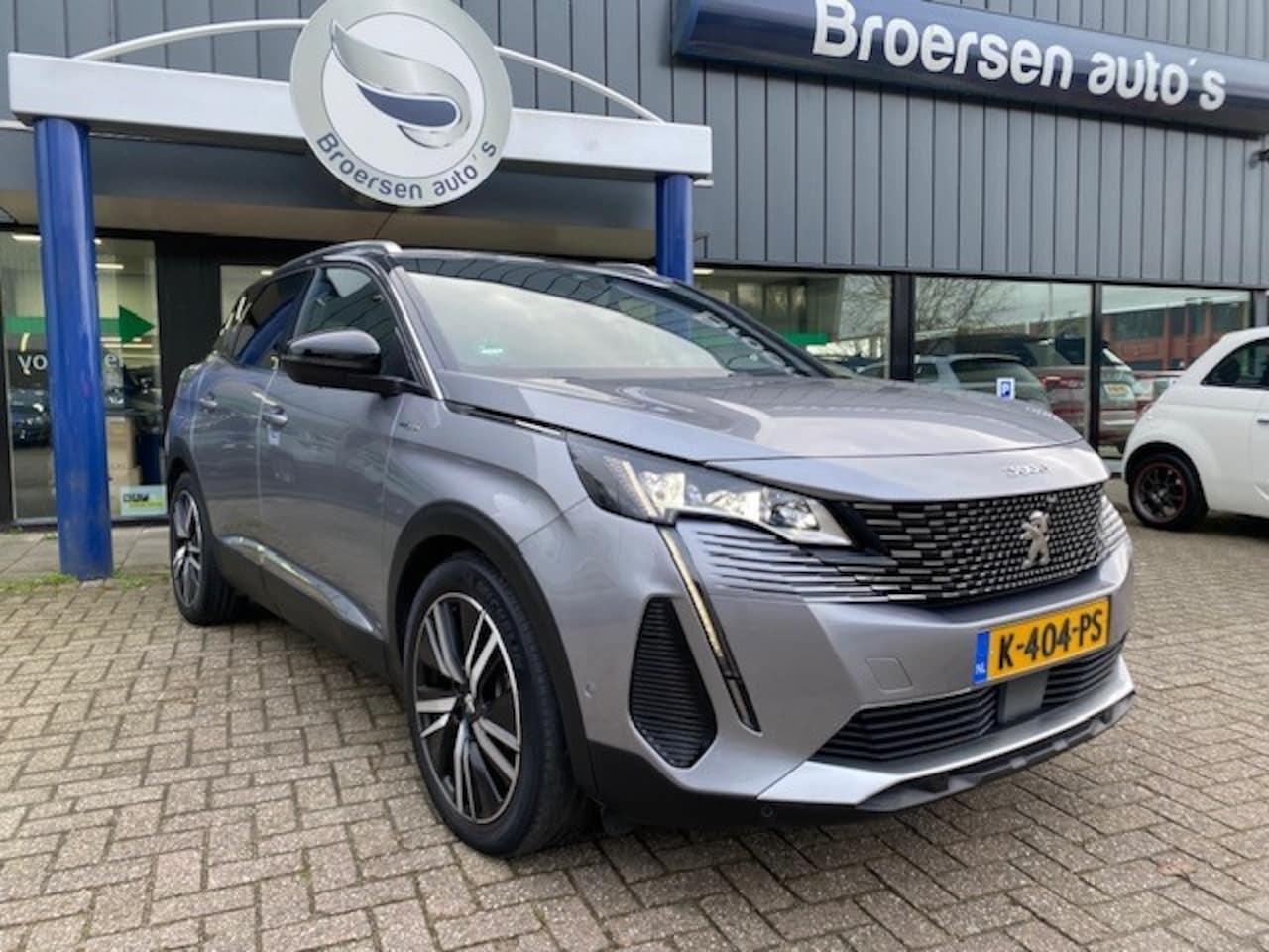 Peugeot 3008 - 1.6 Plug-in HYbrid 225pk Blue Lease GT met Pano, Trekhaak en Leer - AutoWereld.nl