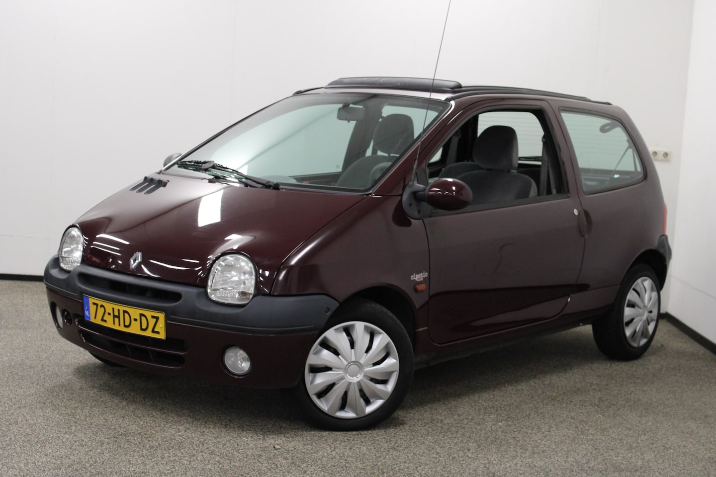 Renault Twingo - 1.2 Cinétic Quickshift 5 1.2 Cinétic Quickshift 5 - AutoWereld.nl