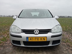 Volkswagen Golf - 1.6 FSI Comfortline