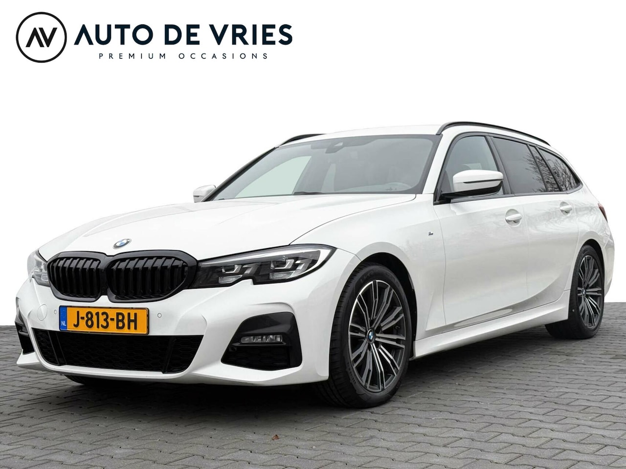 BMW 3-serie Touring - 318i M-Sport Executive Edition | Full LED | Sporstoelen | Blackline | Trekhaak - AutoWereld.nl