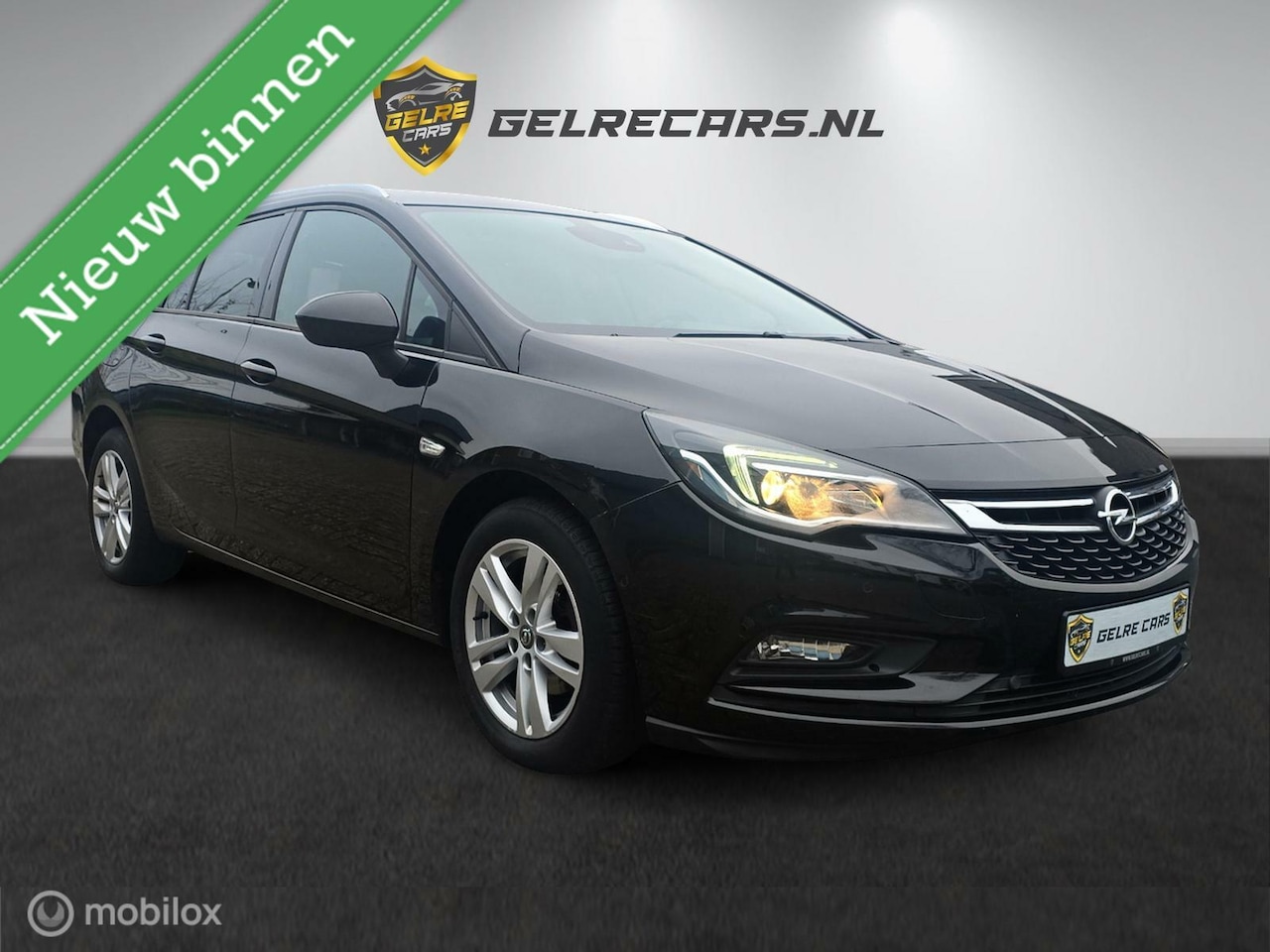 Opel Astra - 1.4 Business Executive 1.4 Business Executive 150 pk - AutoWereld.nl