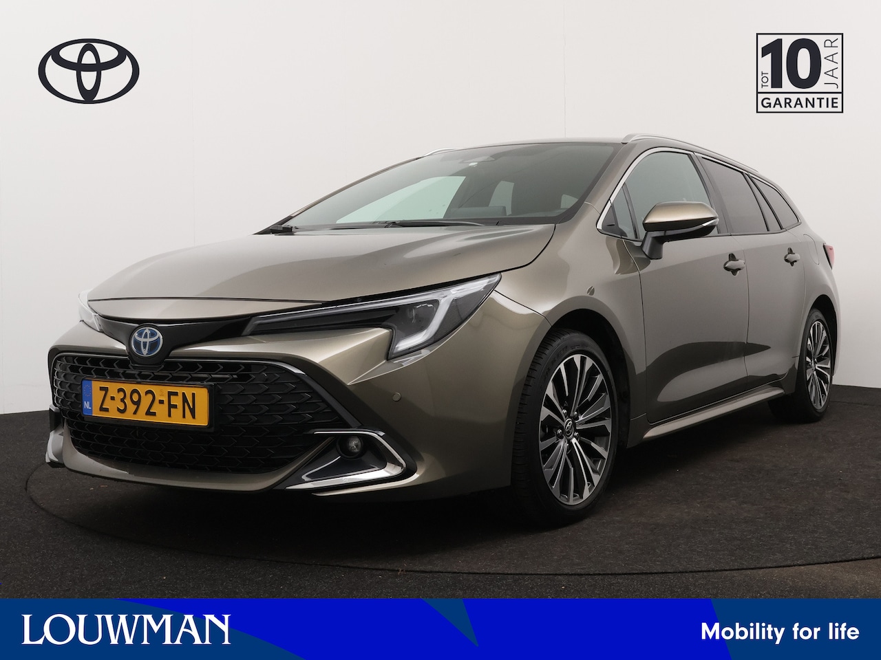 Toyota Corolla Touring Sports - Hybrid 140 Dynamic | Verwarmde voorstoelen | Draadloze telefoonlader | - AutoWereld.nl