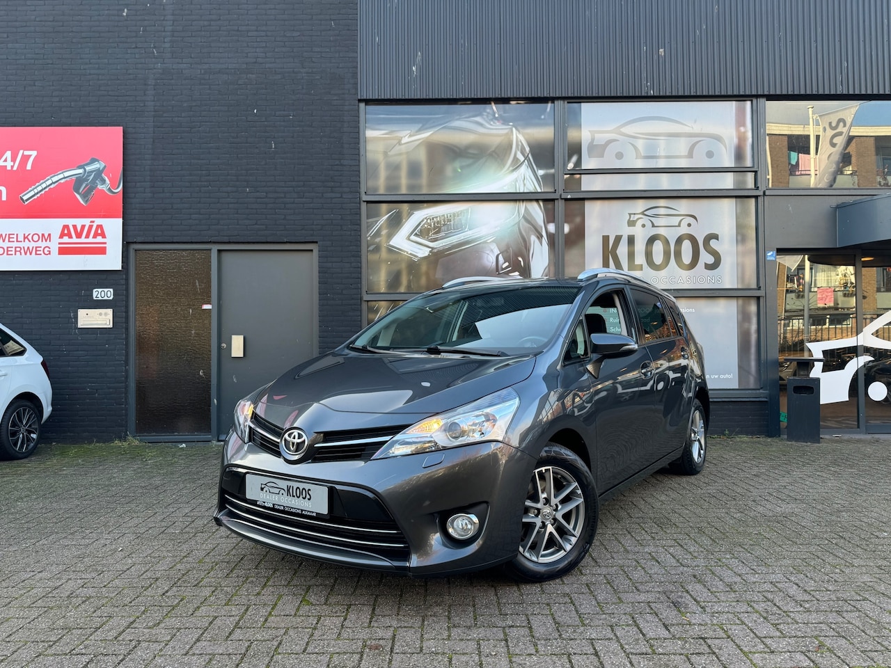 Toyota Verso - 1.8 VVT-i Business 7p. 1.8 VVT-i Business 7p, 6 tot 12 maanden garantie - AutoWereld.nl