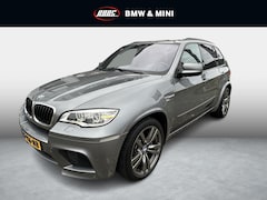 BMW X5 - X5M 4.4i 555pk Akrapovic | Facelift | Panodak | Keyless entry & Go