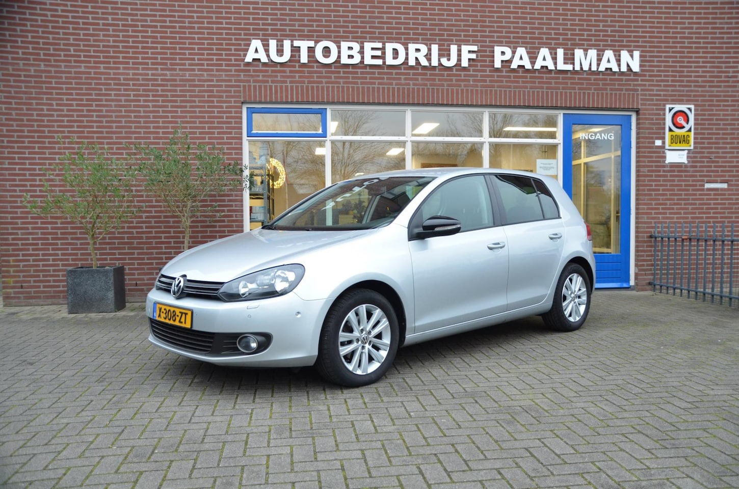 Volkswagen Golf - 1.2 TSI Highline BlueMotion 1.2 TSI Highline BlueMotion - AutoWereld.nl