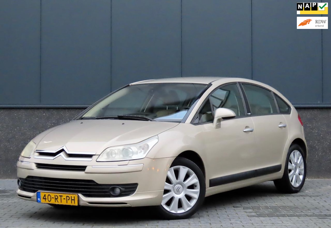 Citroën C4 - 1.6-16V Exclusive Cruise control | Leder | NAP - AutoWereld.nl