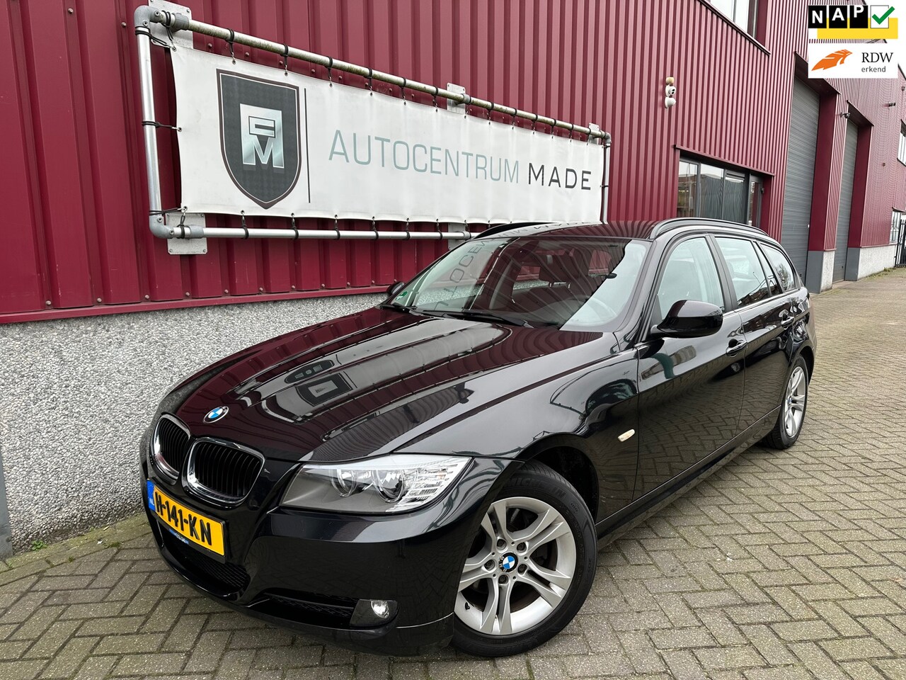 BMW 3-serie Touring - 318i // Clima // Navi // Stoelverwarming // - AutoWereld.nl