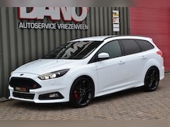 Ford Focus Wagon - Focus ST-3 2.0 Performance 250PK Leer/Camera/Navi