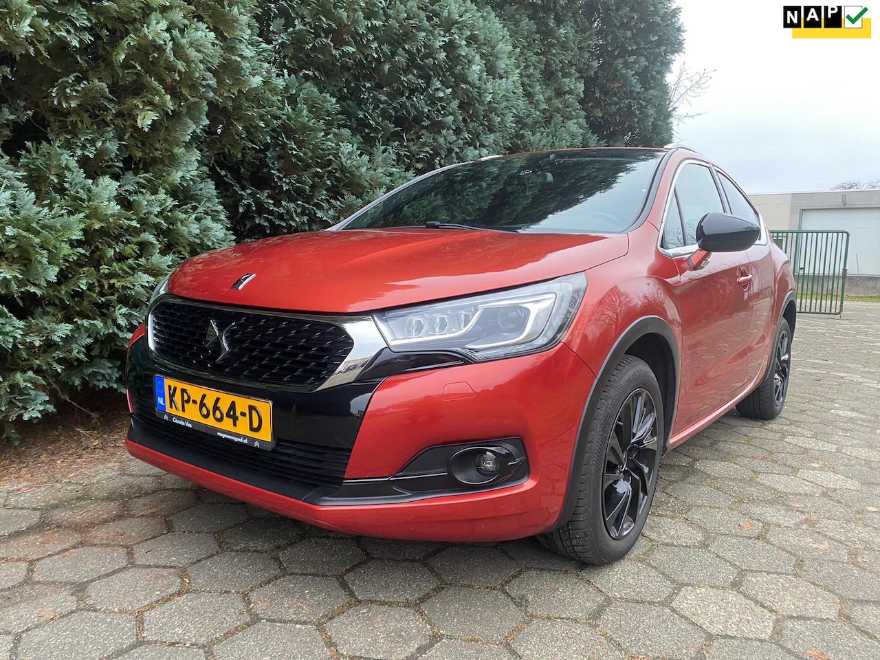 DS 4 Crossback - 1.2 PureTech So Chic - AutoWereld.nl