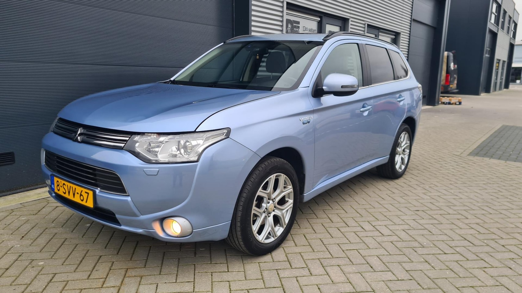 Mitsubishi Outlander - 2.0 PHEV instyle 2.0 PHEV Instyle - AutoWereld.nl