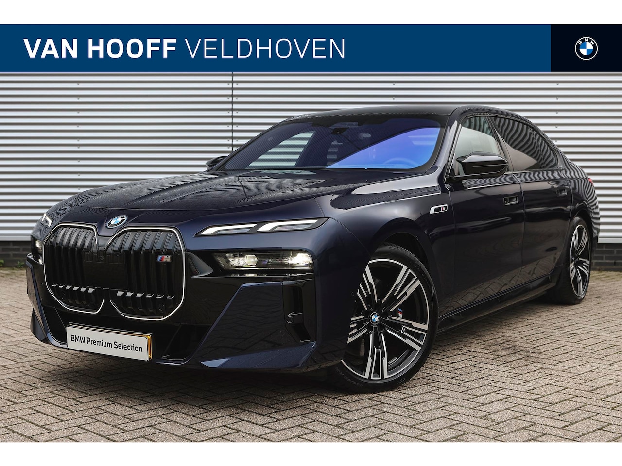 BMW i7 - M70 xDrive High Executive / Panoramadak Sky Lounge / Parking Assistant Professional / Mult - AutoWereld.nl