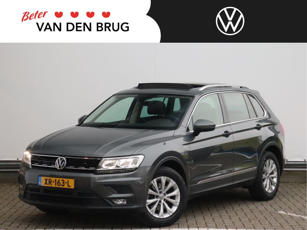 Volkswagen Tiguan - 1.5 TSI Comfortline Business | Panoramadak | LED | ACC | Navigatie | Stoelverwarming | Par - AutoWereld.nl