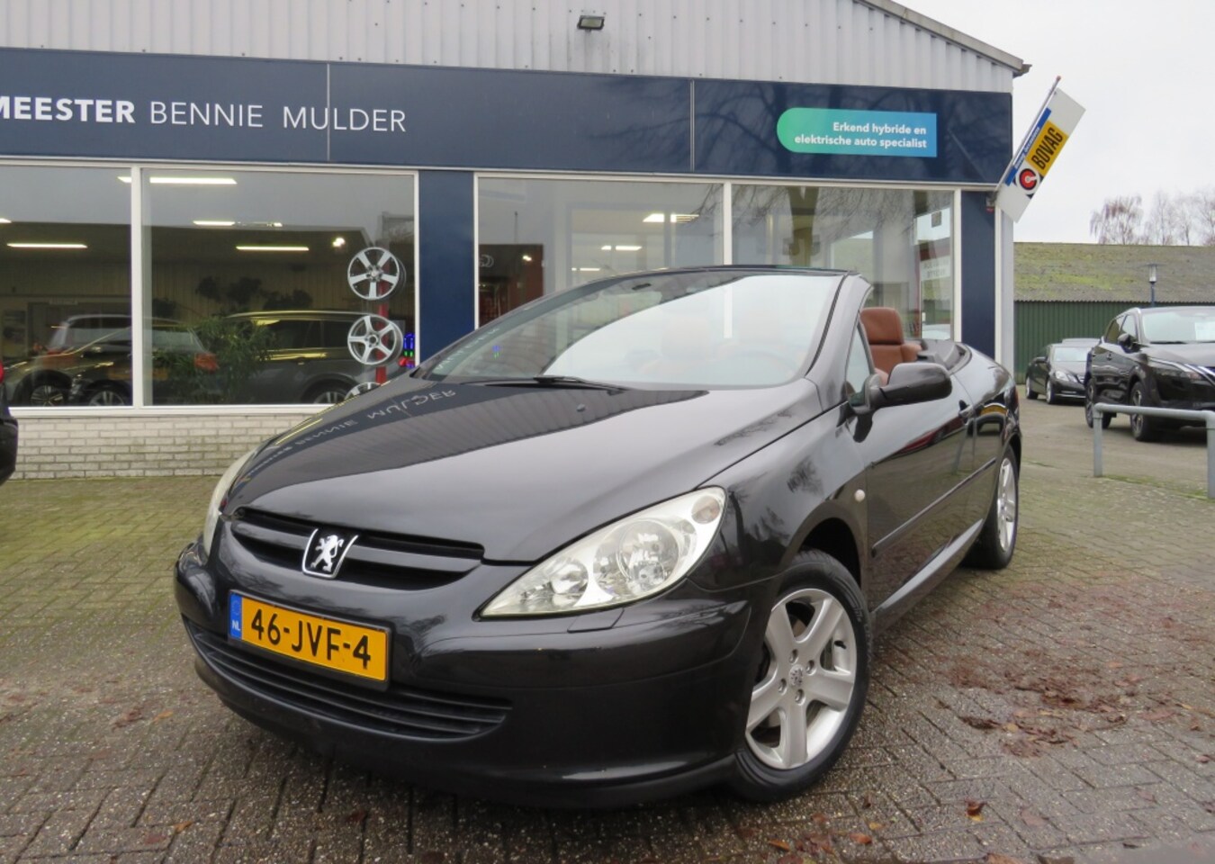 Peugeot 307 CC - 2.0-16V AUTOMAAT / LEDER / AIRCO/ECC - AutoWereld.nl