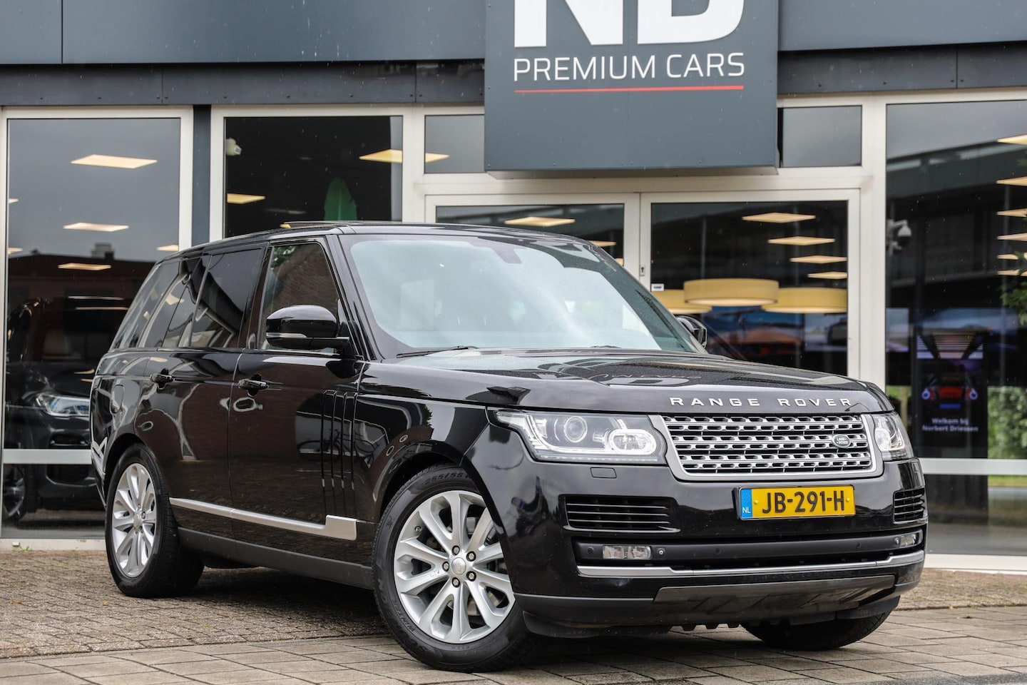 Land Rover Range Rover - 3.0 TDV6 Vogue | Schuif-kantel dak | Trekhaak elektrisch - AutoWereld.nl