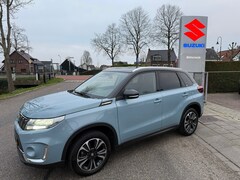 Suzuki Vitara - 1.4 Boosterjet Style Smart Hybrid // AUTOMAAT // 1500 kilo trekgewicht // Pano dak // Rijk