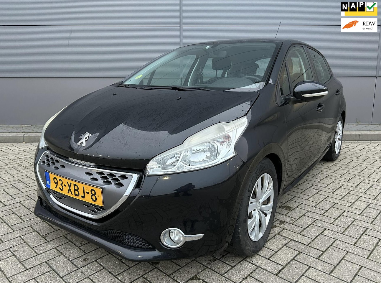 Peugeot 208 - 1.4 e-HDi Blue Lease 1.4 e-HDi Blue Lease - AutoWereld.nl