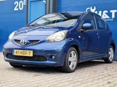 Toyota Aygo - 1.0-12V +