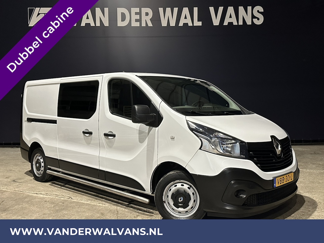 Renault Trafic - 1.6 dCi 126pk L2H1 Dubbele cabine Euro6 Airco | Navigatie | Trekhaak | Cruisecontrol Parke - AutoWereld.nl