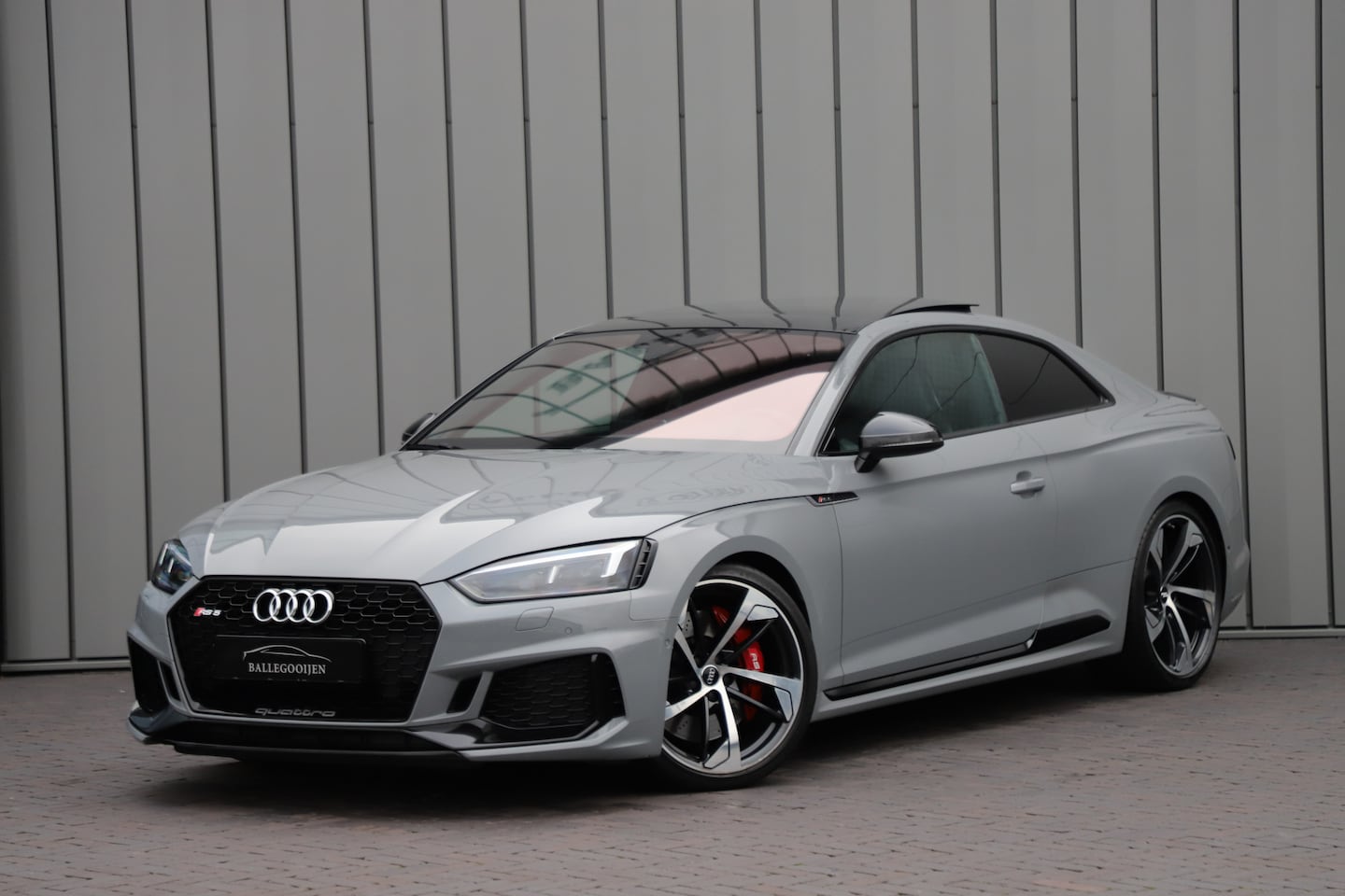 Audi RS5 - 2.9 TFSI Quattro | RS Dynamic | 451PK | B&O | Nardo | Pano | Carbon | Sportstoelen | Rode- - AutoWereld.nl