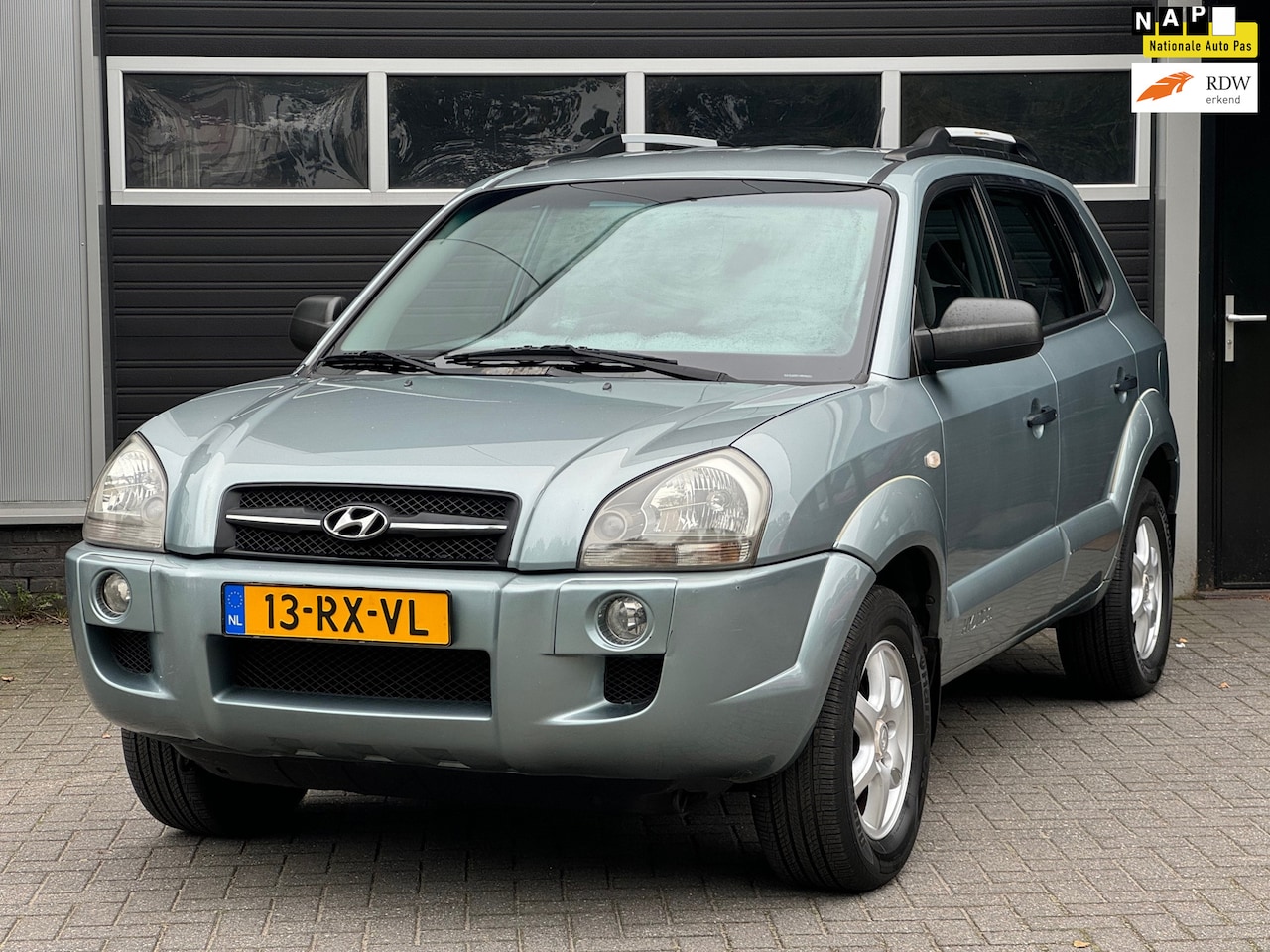 Hyundai Tucson - 2.0i Active Airco, Elek Ramen, NAP - AutoWereld.nl