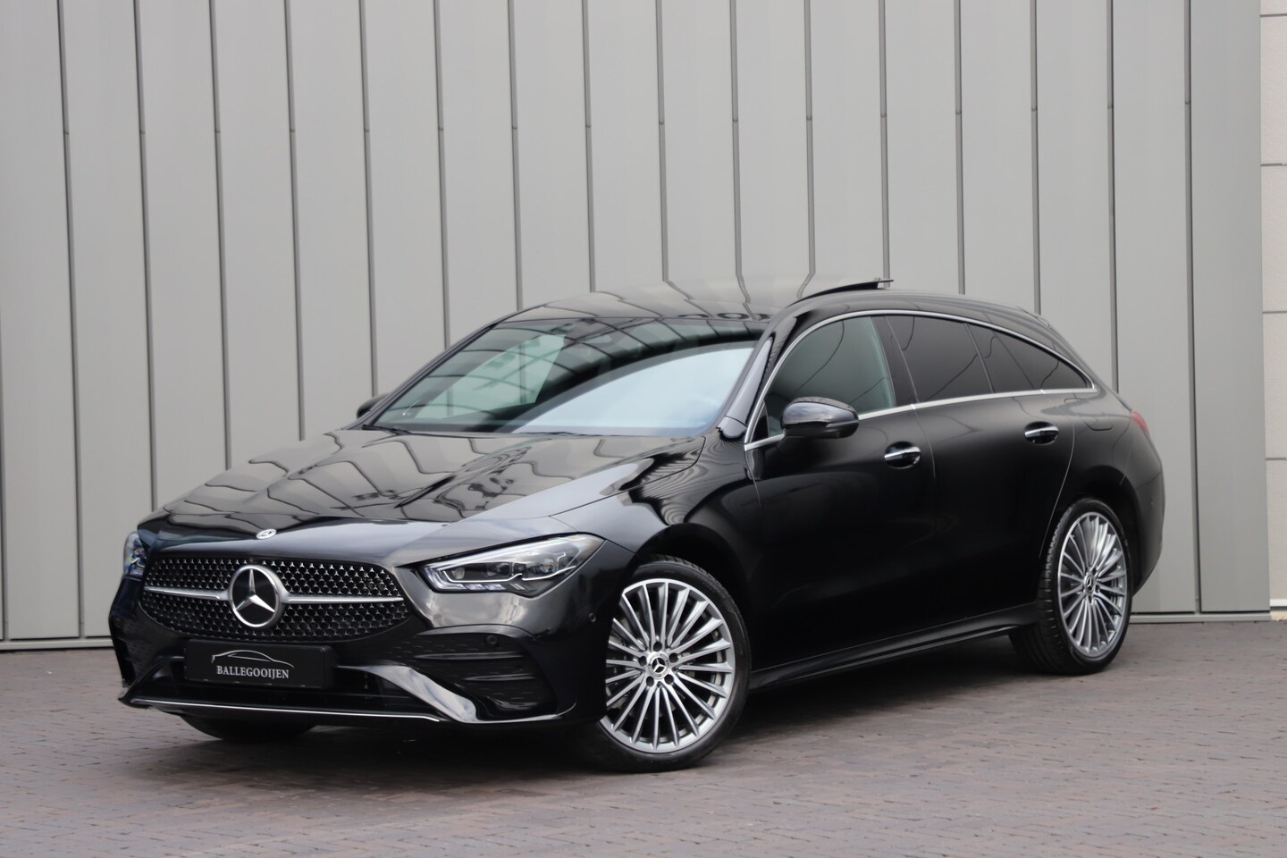 Mercedes-Benz CLA-klasse Shooting Brake - 250e AMG | Aut8 | 218PK | Head-up | Keyles-go | Leder | Burmester | Memory | ACC | Panoram - AutoWereld.nl