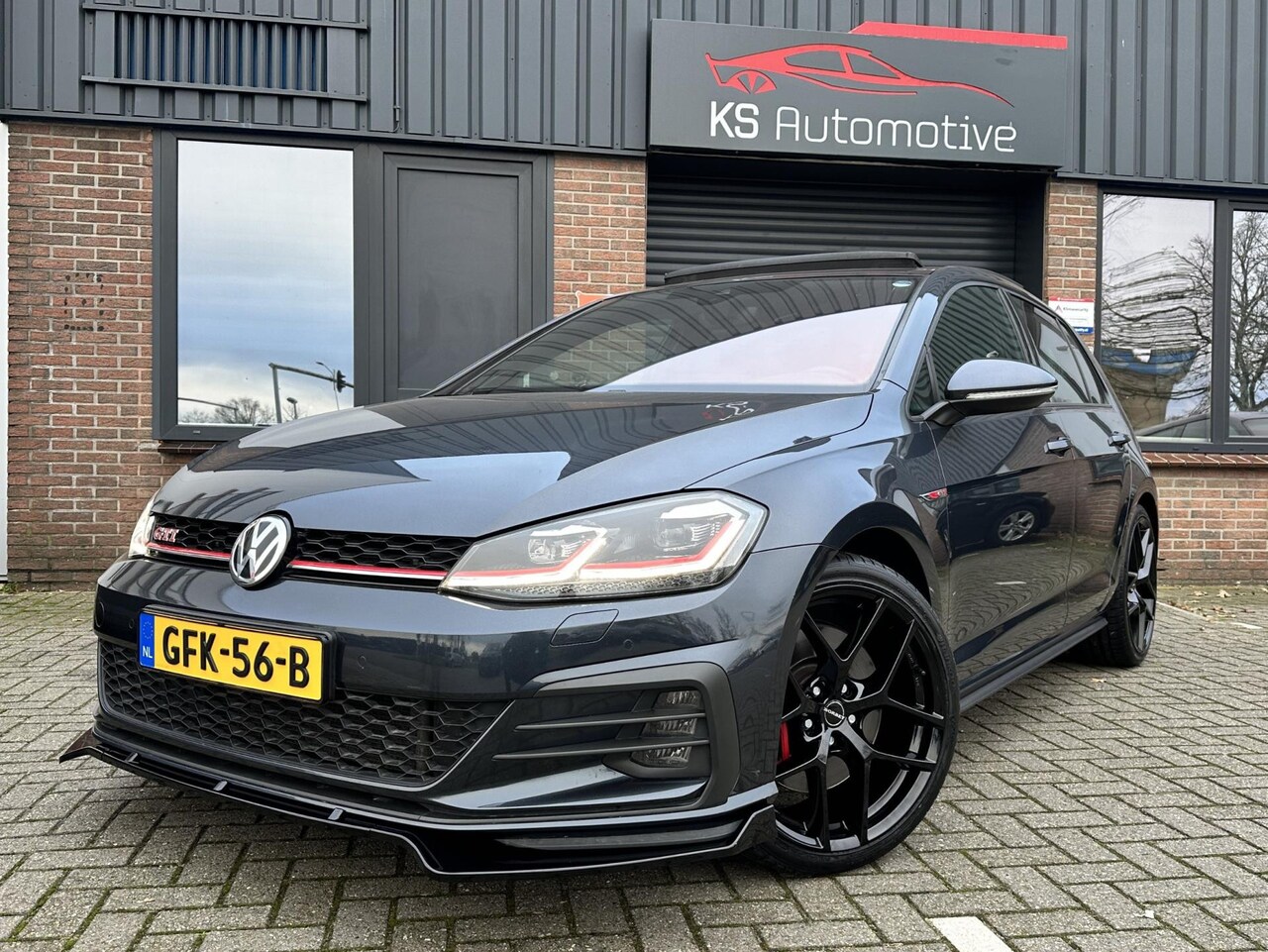 Volkswagen Golf - 2.0 TSI GTI Performance 245PK 2020 DSG| PANO | LED | - AutoWereld.nl