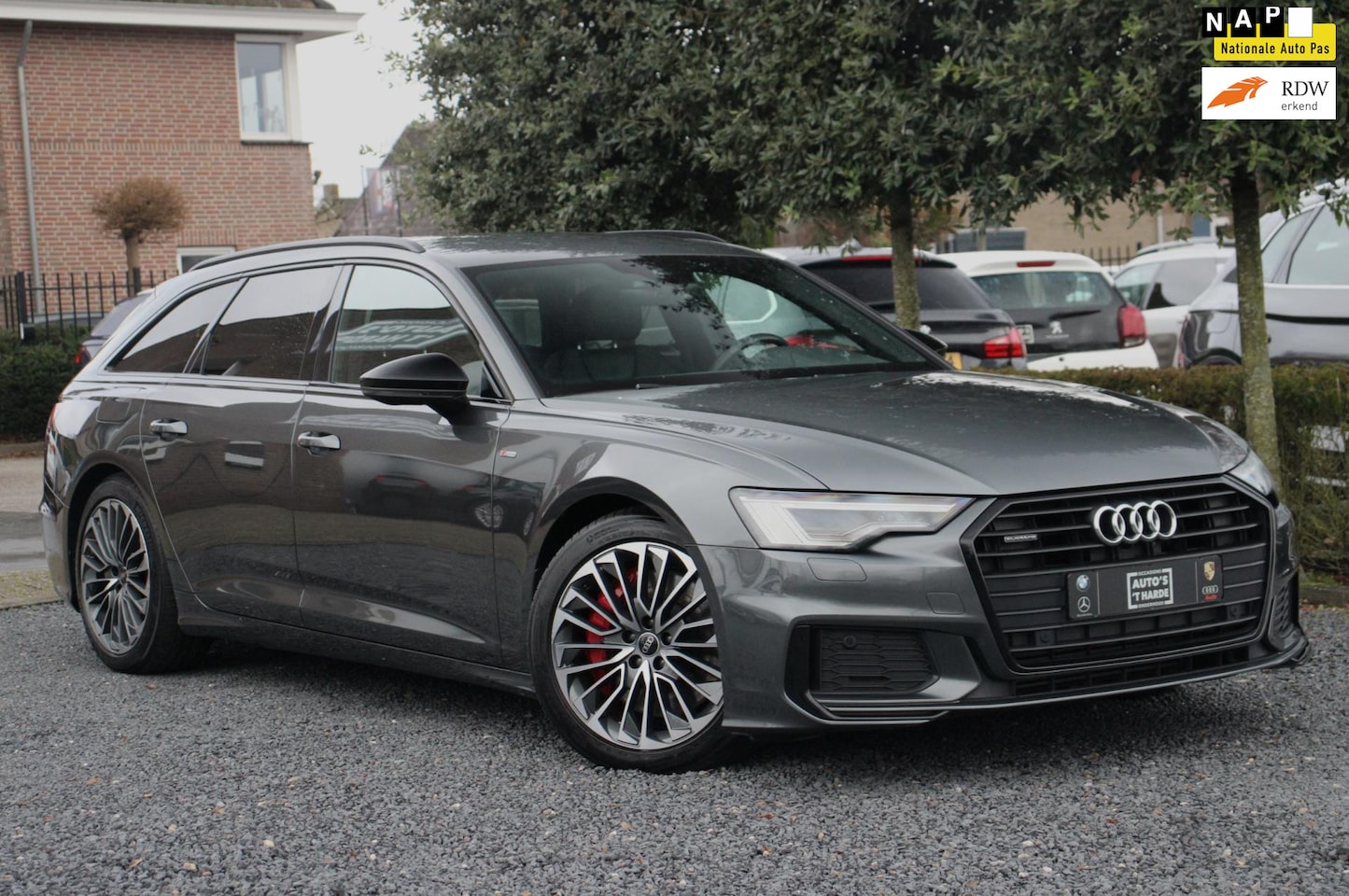 Audi A6 Avant - 55 TFSI e Quattro Competition 367 PK 3x S-Line Trekhaak Keyless Camera Matrix 19'' - AutoWereld.nl