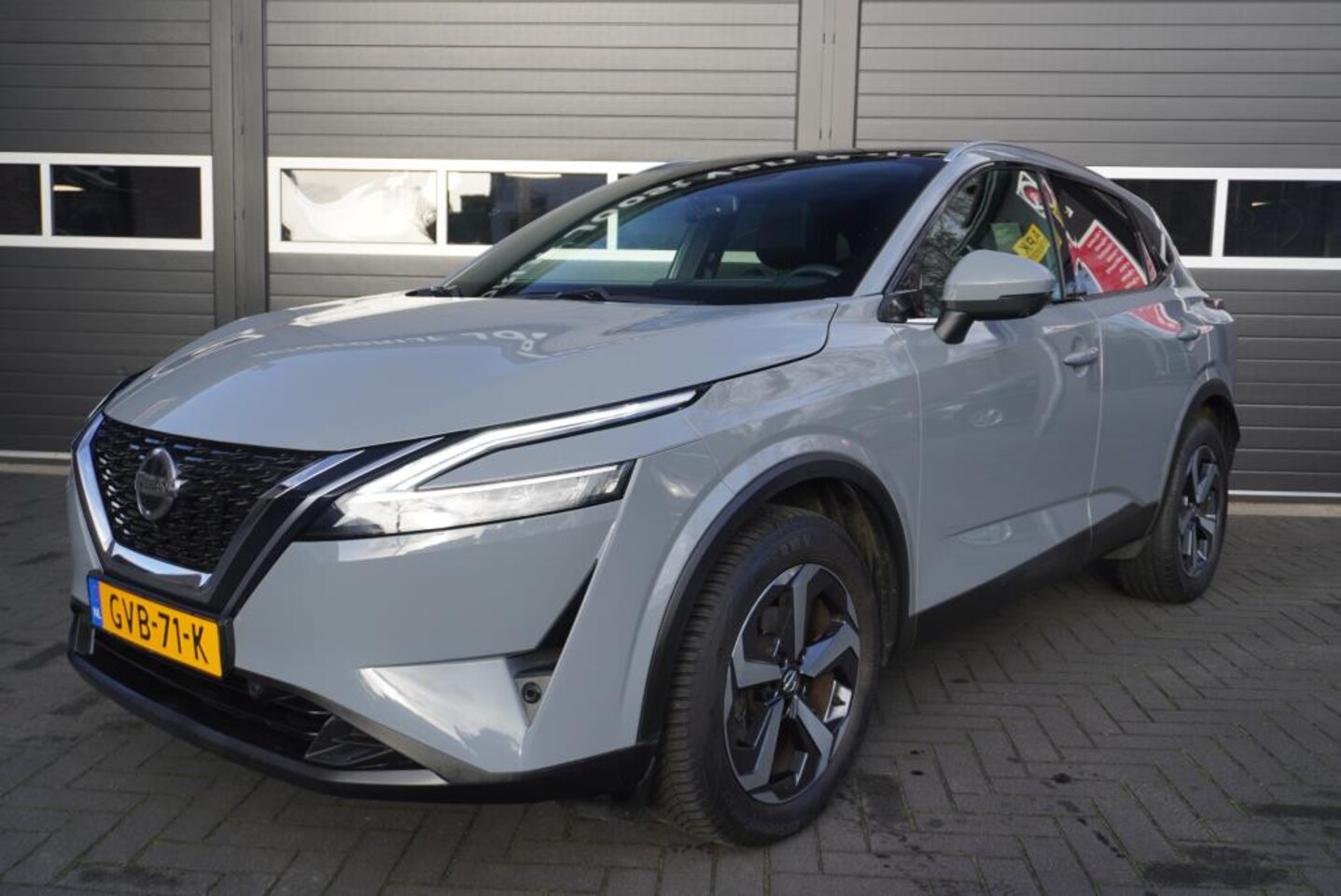 Nissan Qashqai - 1.3 MHEV Xtronic Tekna Aut/Camera/Pano.dak/Airco/Navi/CC - AutoWereld.nl