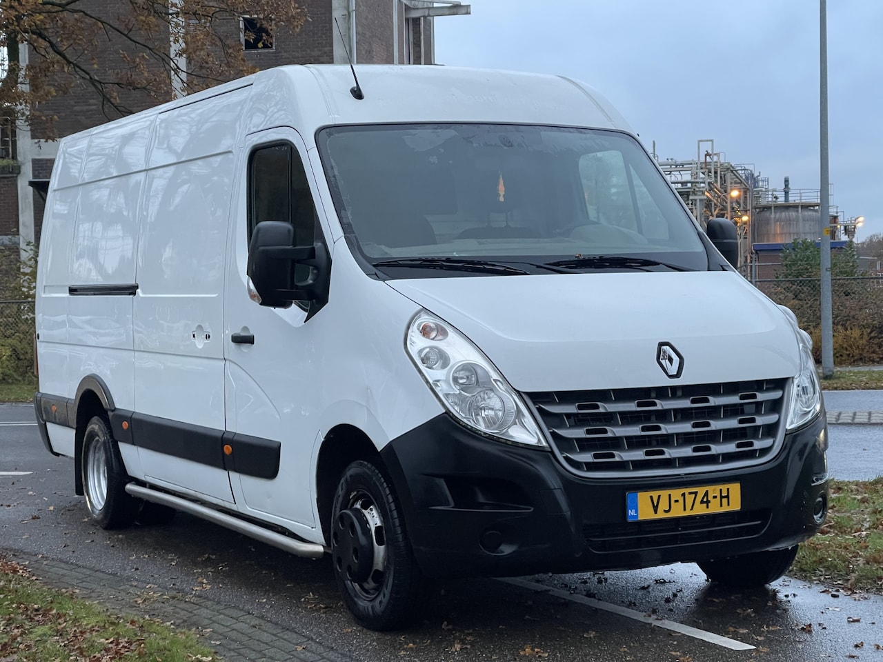 Renault Master - T35 2.3 dCi L3H3 Eco | Dubbel lucht | 3000 kg Trekgewicht | Stoel - Bank | Navigatie - AutoWereld.nl