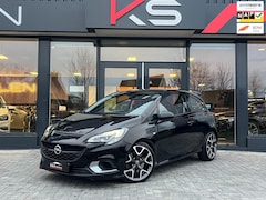 Opel Corsa - 1.6 Turbo OPC 207pk Xenon Schaalstoelen Pdc