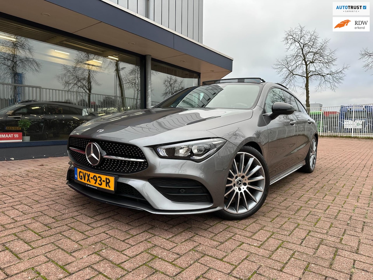 Mercedes-Benz CLA-klasse Shooting Brake - 200 AMG | Pano | Sfeer - AutoWereld.nl