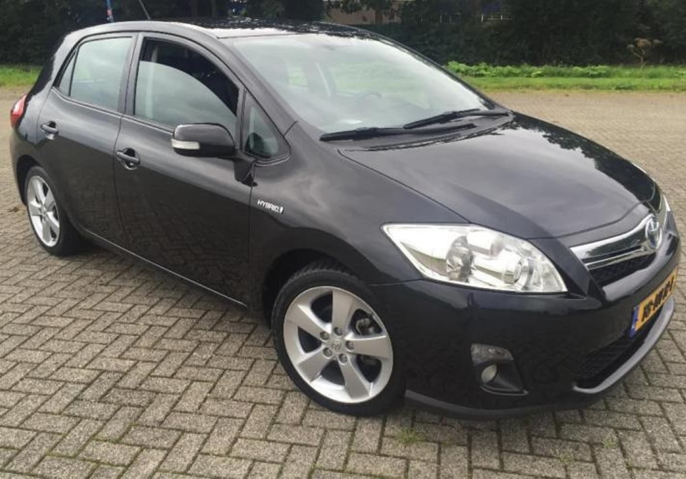 Toyota Auris - 1.8 Full Hybrid Dynamic - AutoWereld.nl