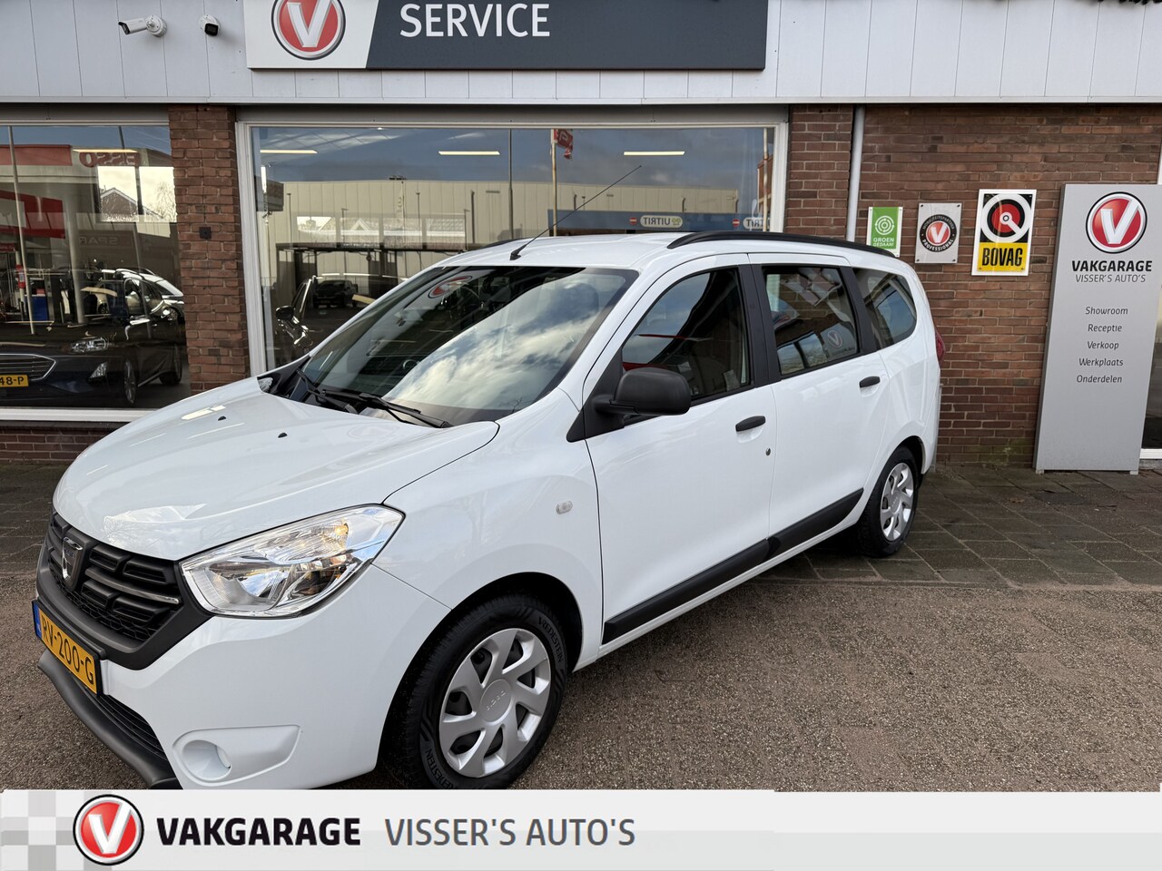 Dacia Lodgy - 1.2 TCe Ambiance 7persoons | elektrische ramen | airco | - AutoWereld.nl