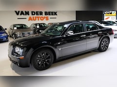 Chrysler 300C - 5.7 V8 HEMI 340PK SCHUIFDAK