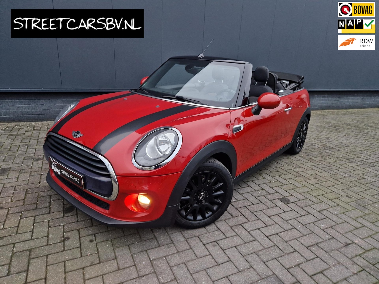 MINI Cabrio - 1.5 Cooper Business Mini 1.5 Cooper Business - AutoWereld.nl