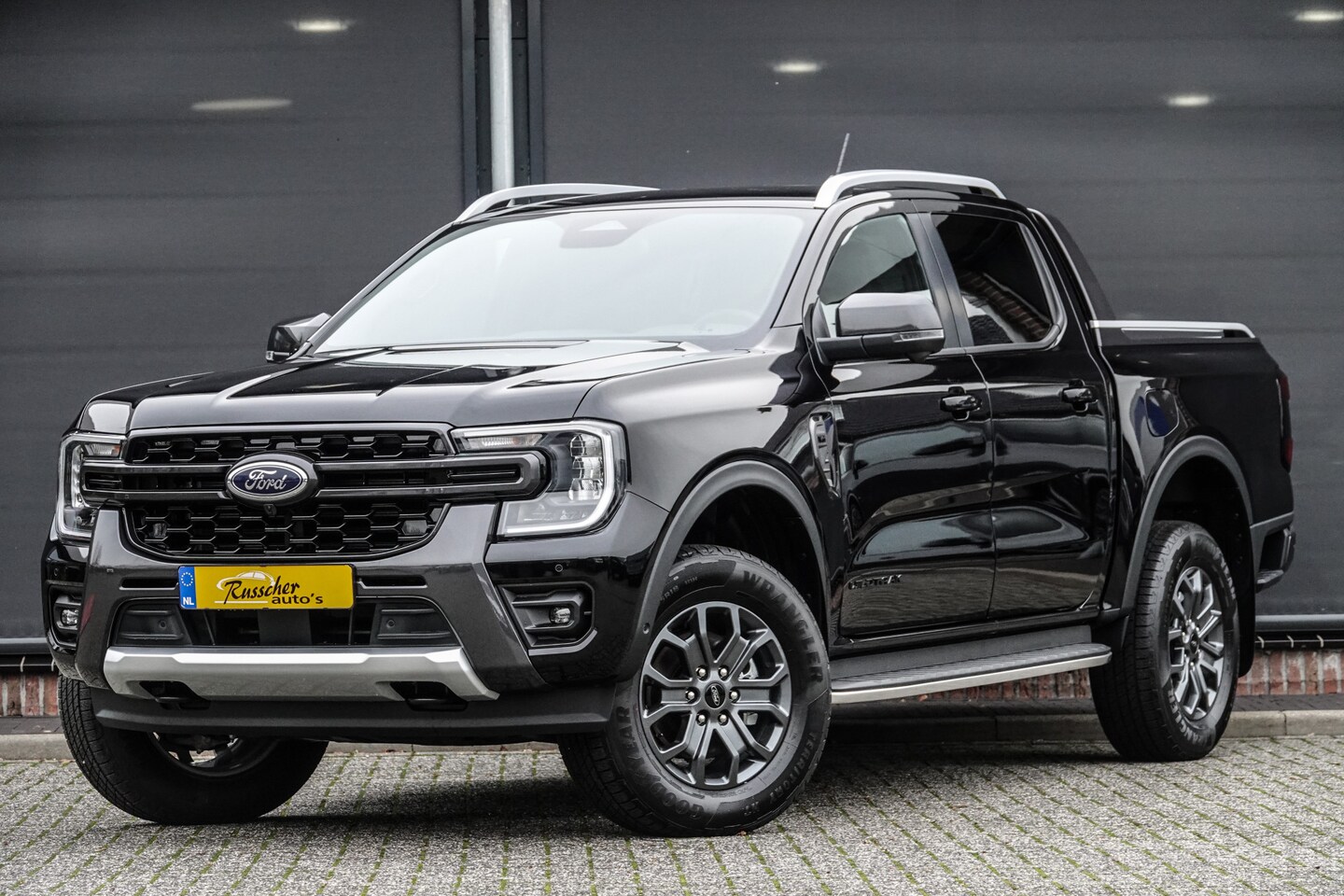 Ford Ranger - Wildtrak 3.0 V6 240Pk Aut. | Double Cab | 2-persoons | 3.500Kg trekgewicht | Grijs kenteke - AutoWereld.nl