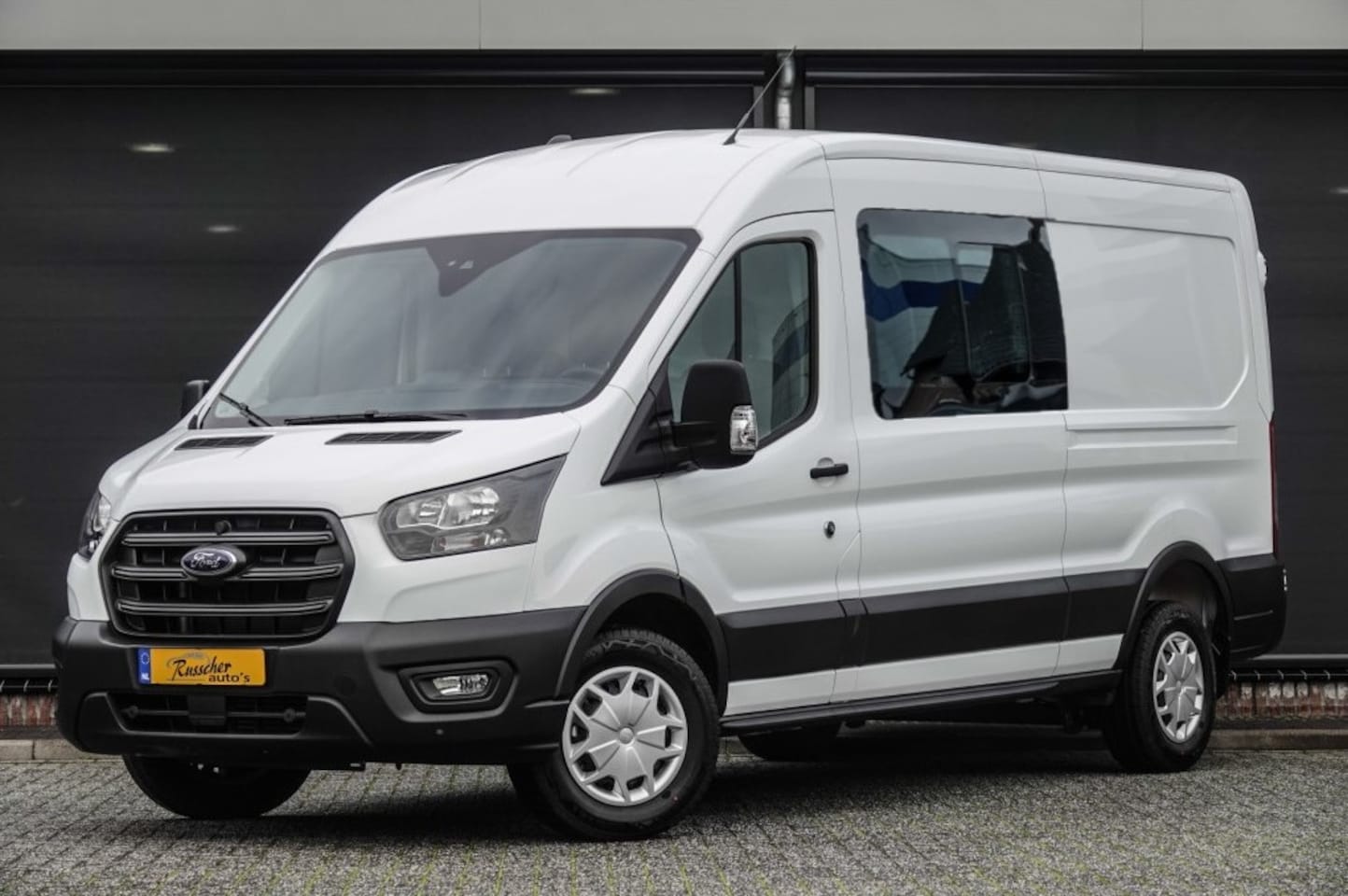 Ford Transit - L3H2 2.0Tdci 165Pk | Dubbele Cabine | 6-Persoons | 350 | Trend | Virtual Cockpit | Trekhaa - AutoWereld.nl