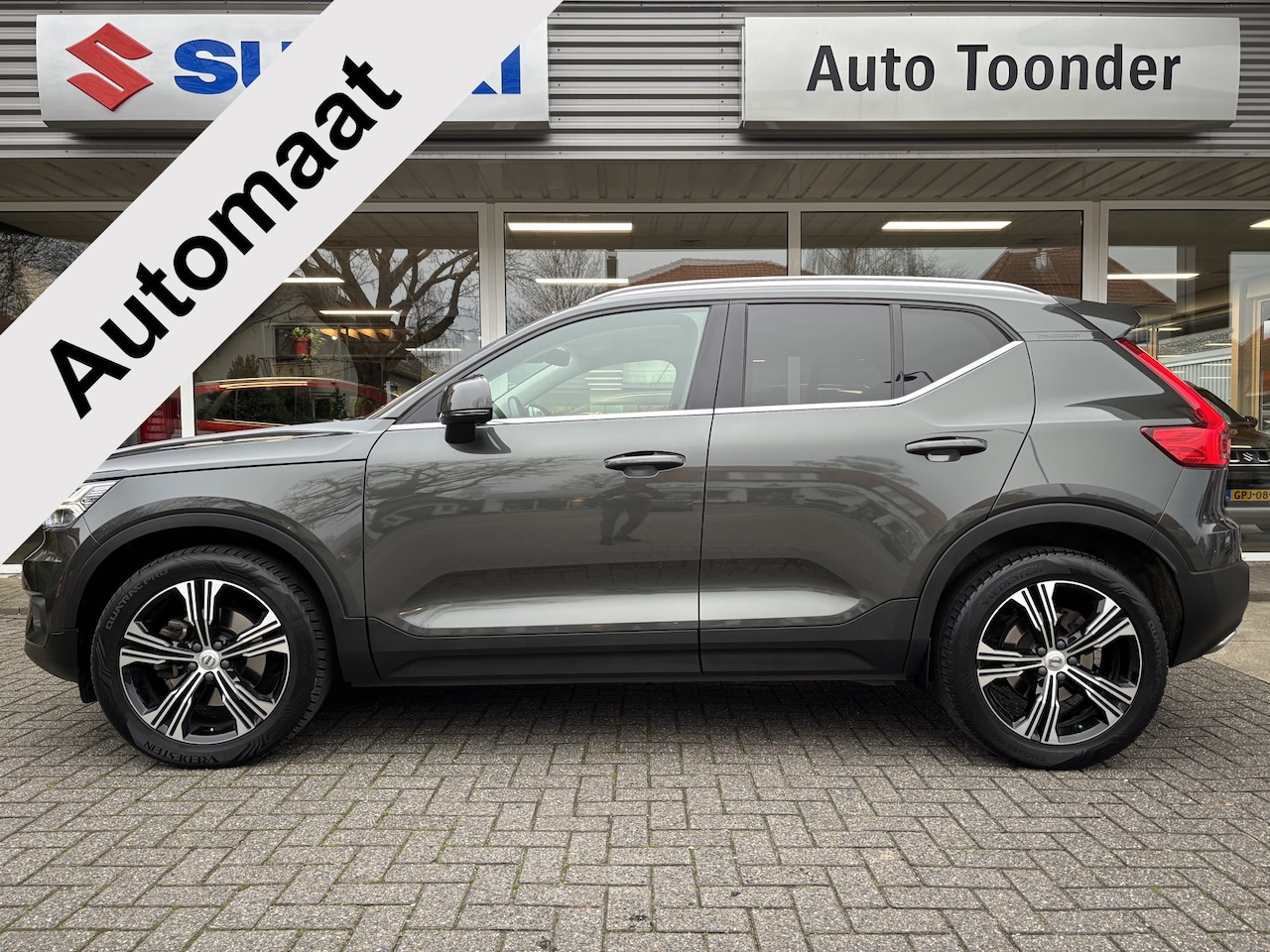 Volvo XC40 - Automaat 2.0 T4 Inscription - AutoWereld.nl