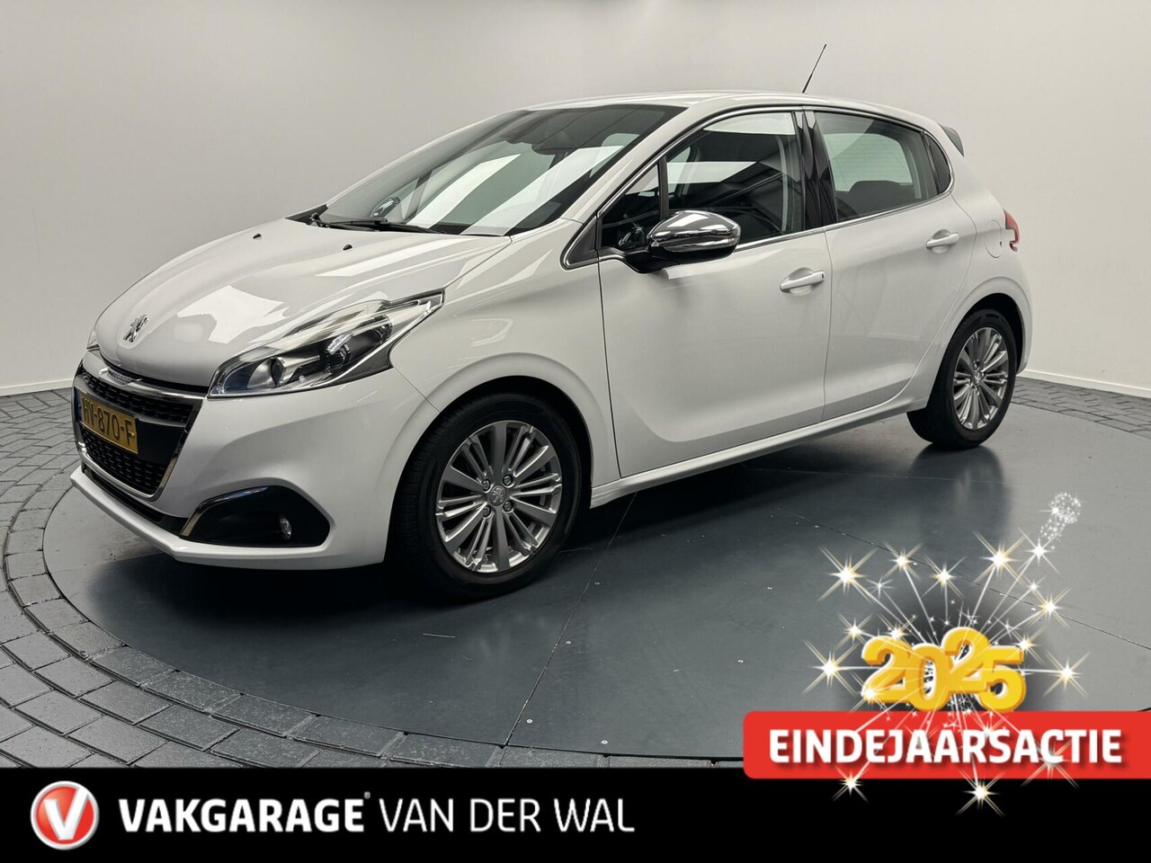 Peugeot 208 - 1.6 BlueHDi Active Navigatie-Cr.contr-Clima-PDC-Lm16''velgen - AutoWereld.nl