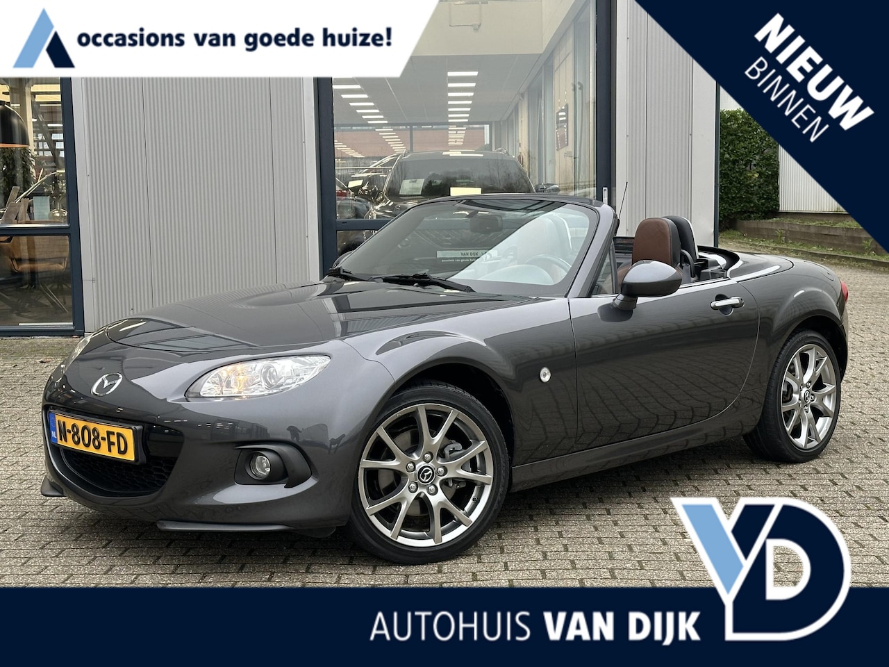 Mazda MX-5 Roadster Coupé - Cabrio 1.8 Hanabi | Leder/Navi/17"/Cruise Control - AutoWereld.nl