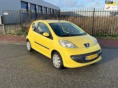 Peugeot 107 - 1.0-12V XR