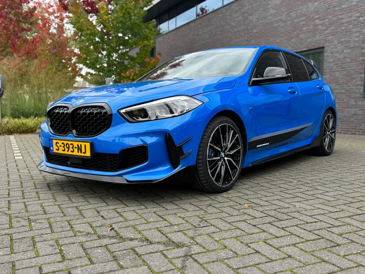 BMW 1-serie - M135i xDrive High Executive M135i xDrive High Executive - AutoWereld.nl