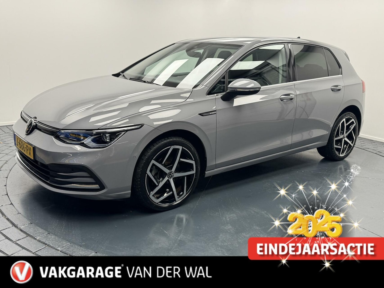 Volkswagen Golf - 2.0 TDi Style Navigatie-Adapt.Cr.contr-Clima-Camera-Stoel/Stuurverwarming-Lm18''velgen-App - AutoWereld.nl