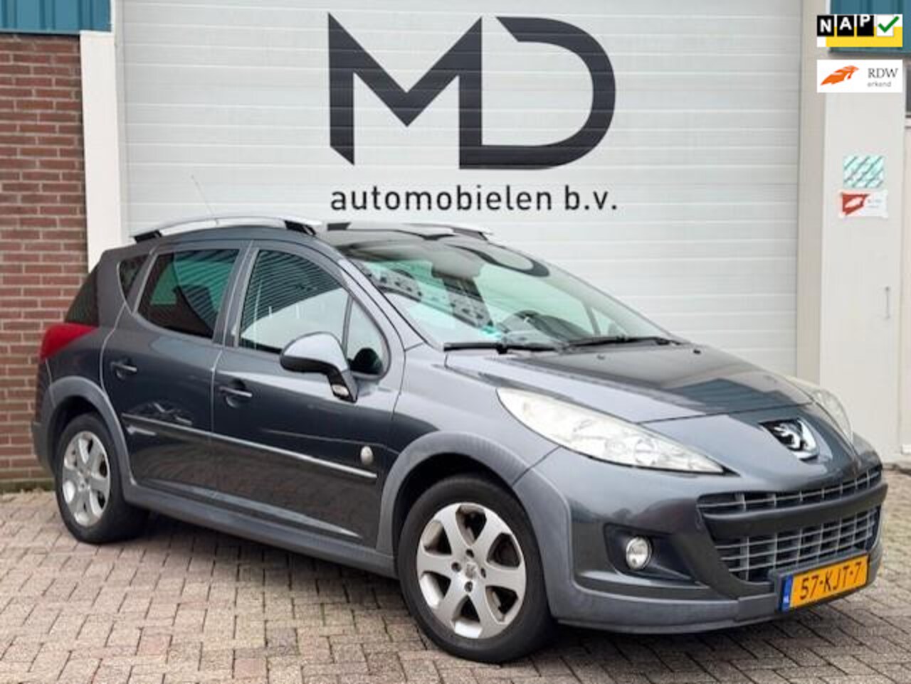 Peugeot 207 SW Outdoor - 1.6 VTi / Panoramadak /Trekhaak/Clima - AutoWereld.nl